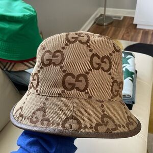 Gucci mens bucket hat